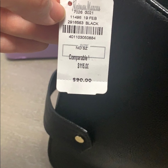 Neiman Marcus shoulder bag - Picture 4 of 6